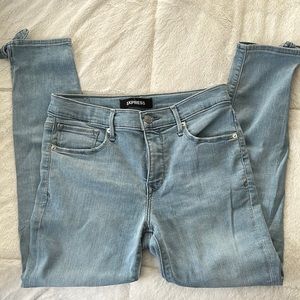 Express Cropped Jeans